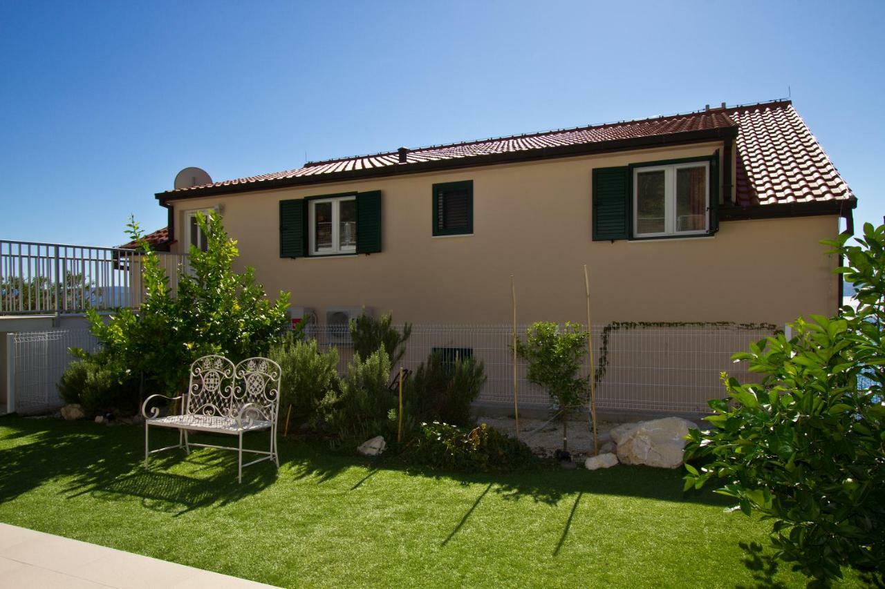 Villa Omis Michy - Family House For Big And Small Groups Eksteriør bilde