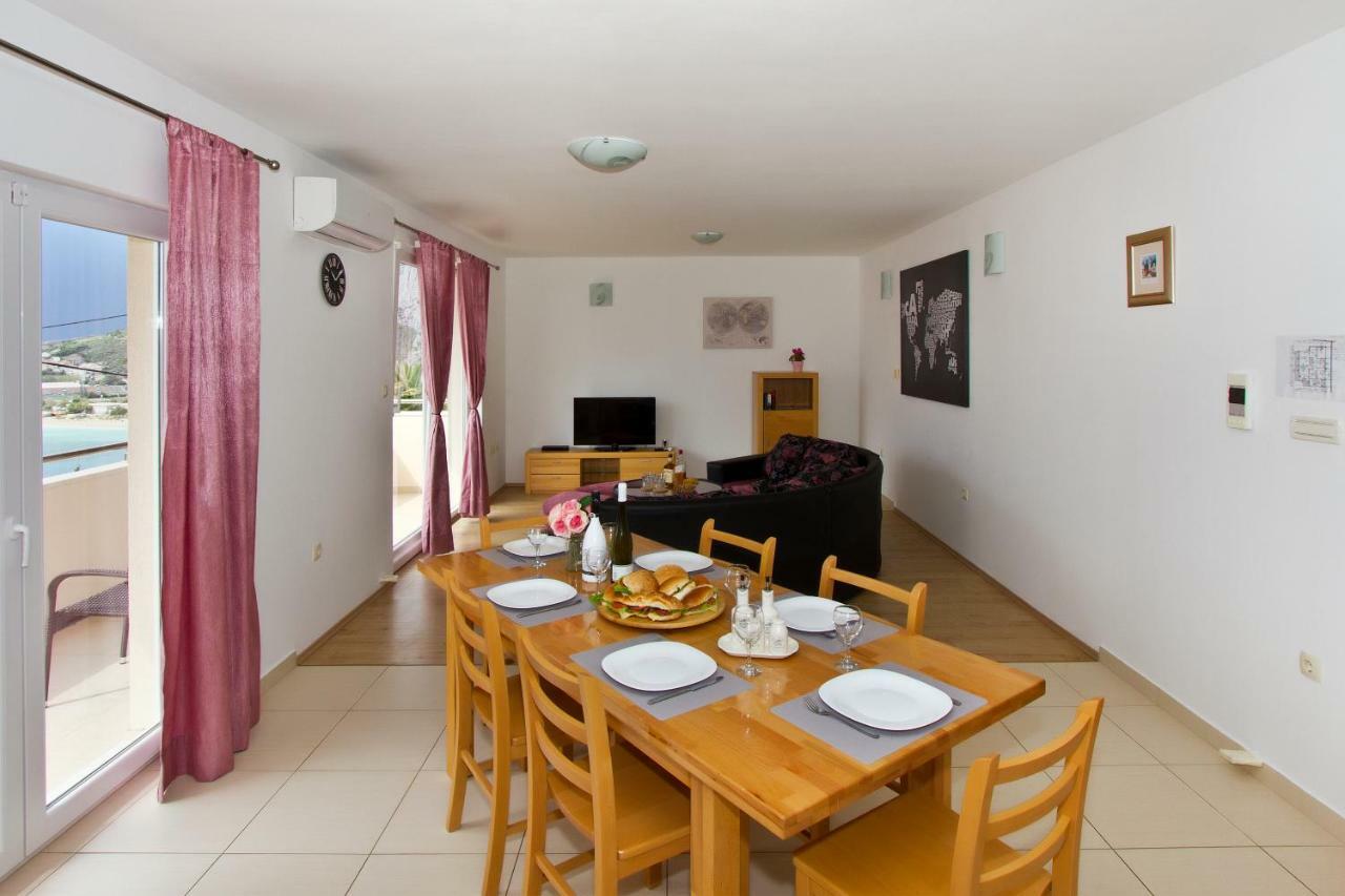 Villa Omis Michy - Family House For Big And Small Groups Eksteriør bilde