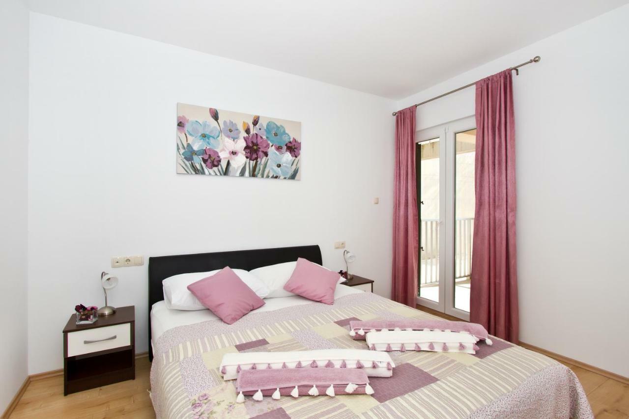 Villa Omis Michy - Family House For Big And Small Groups Eksteriør bilde