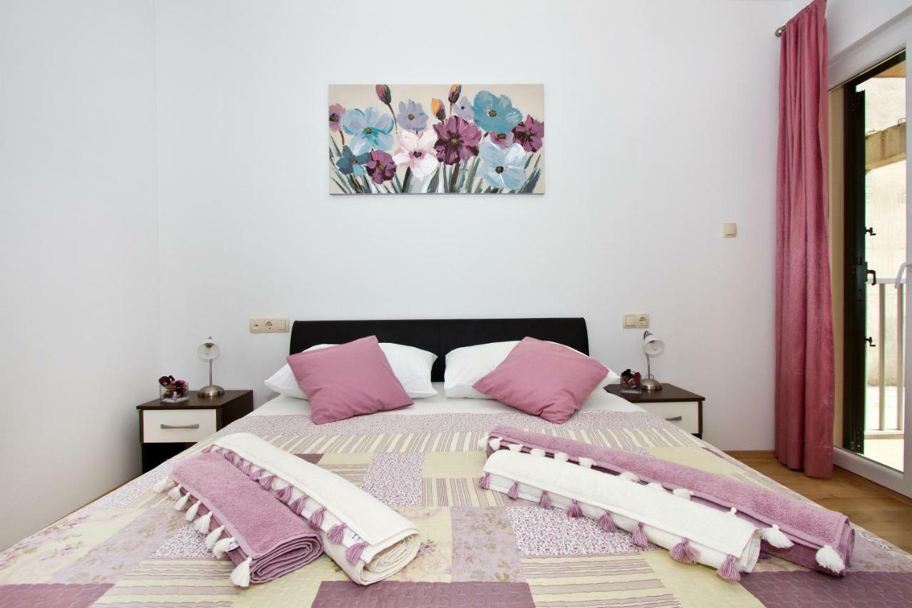 Villa Omis Michy - Family House For Big And Small Groups Eksteriør bilde