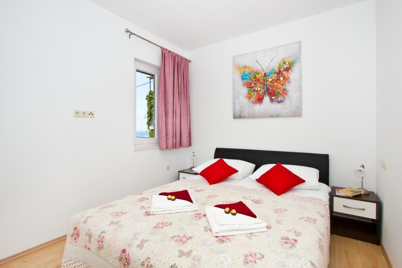 Villa Omis Michy - Family House For Big And Small Groups Eksteriør bilde